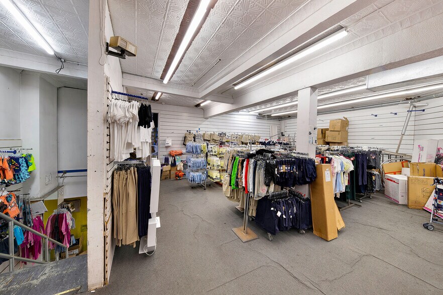 More Photos Of 68 S 4th Ave, Mount Vernon Storefront For Sale