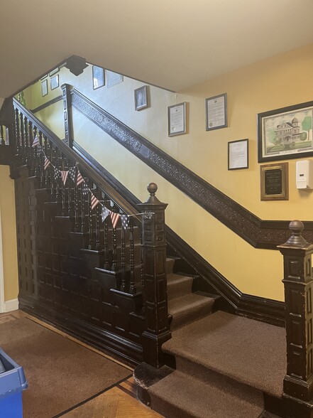 More Photos Of 880 Fairfield Ave, Bridgeport Office Residential For Sale