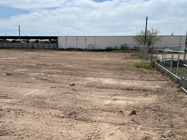 More Photos Of 1710 N Closner Blvd, Edinburg Land For Lease