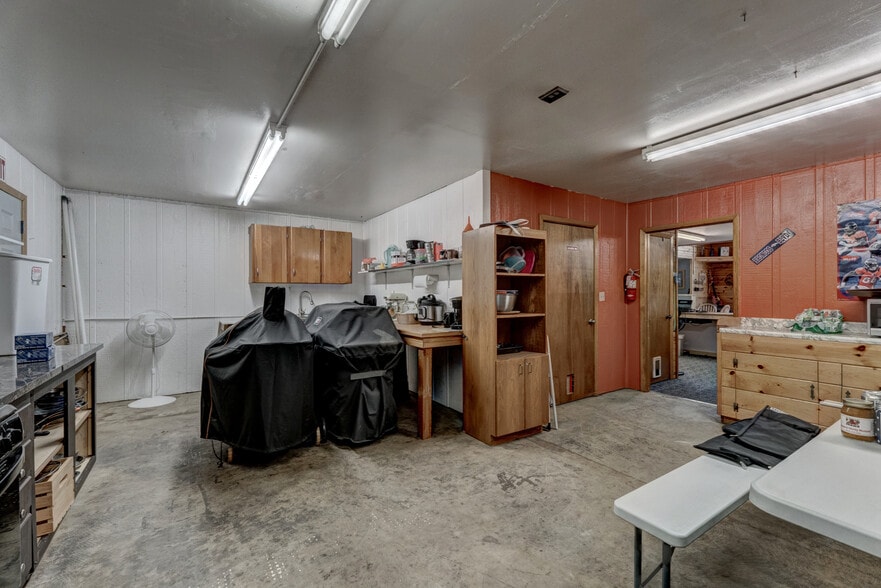 More Photos Of 1116 N 5th St, Custer Trailer Camper Park For Sale