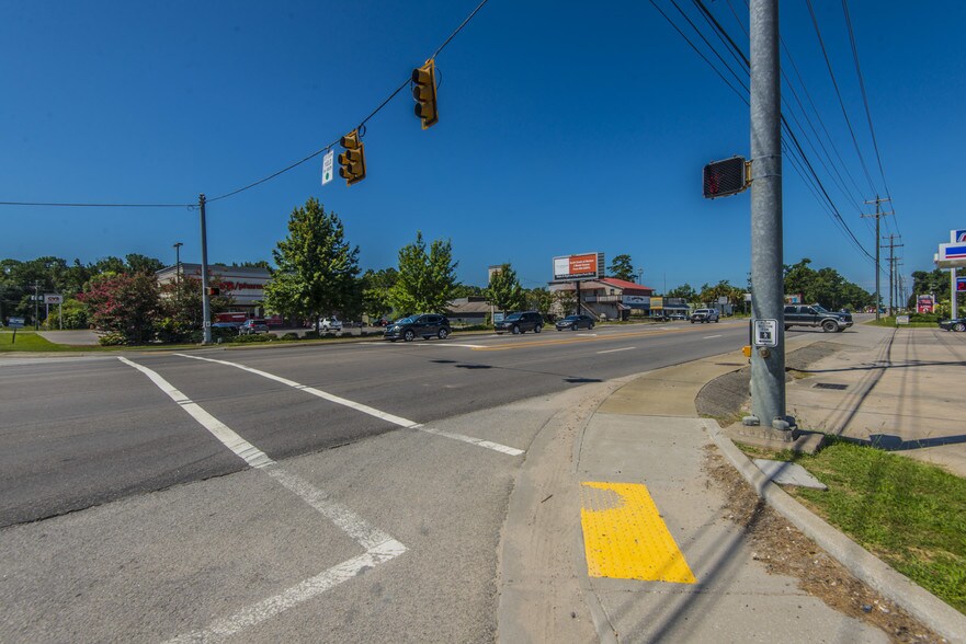 More Photos Of 1950 N Main St, Summerville Convenience Store For Sale