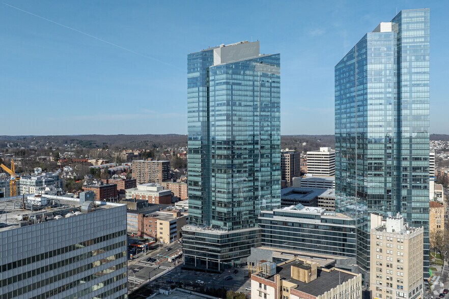 Primary Photo Of 7 Renaissance Sq, White Plains Office For Lease