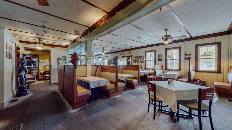 More Photos Of 2548 Boston Post Rd, Guilford Restaurant For Sale