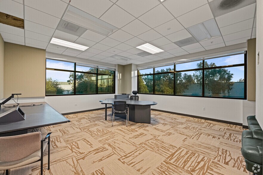 More Photos Of 3810 Durbin St, Irwindale Office For Lease