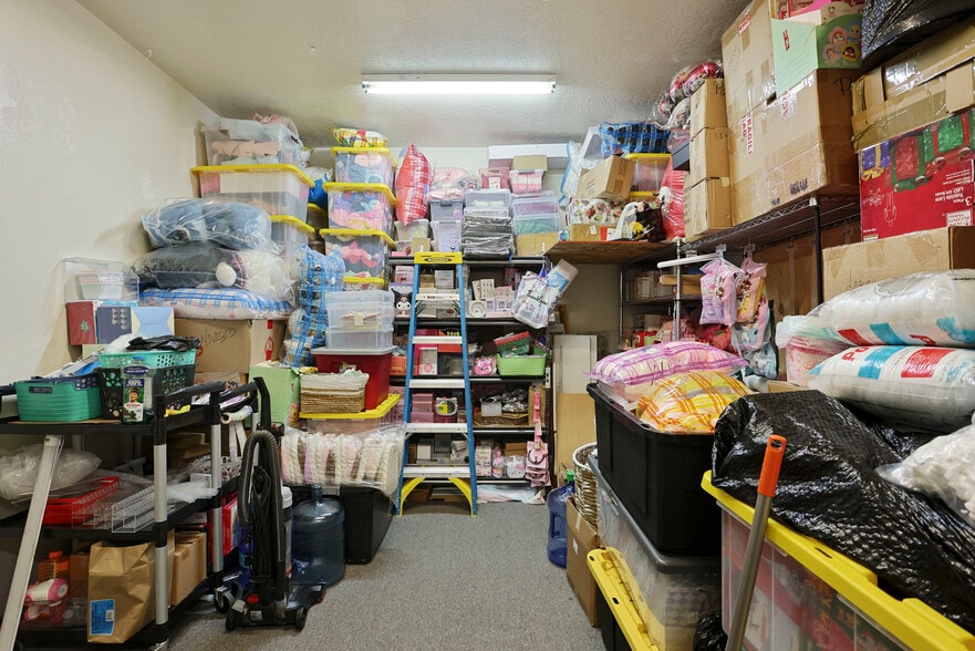 More Photos Of 702 Porter Ave, Stockton Medical For Sale