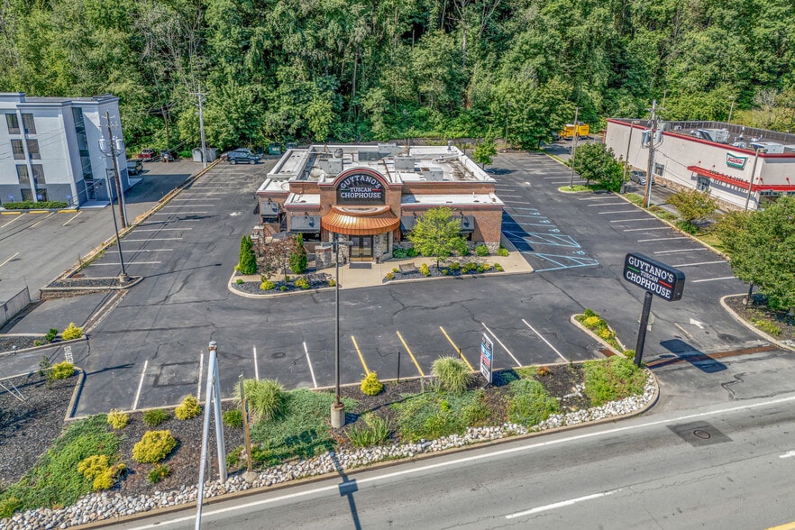 More Photos Of 821 Northern Blvd, Clarks Summit Restaurant For Sale