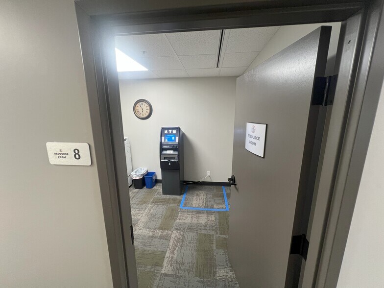 More Photos Of 300 3rd Ave SE, Rochester Medical For Sale