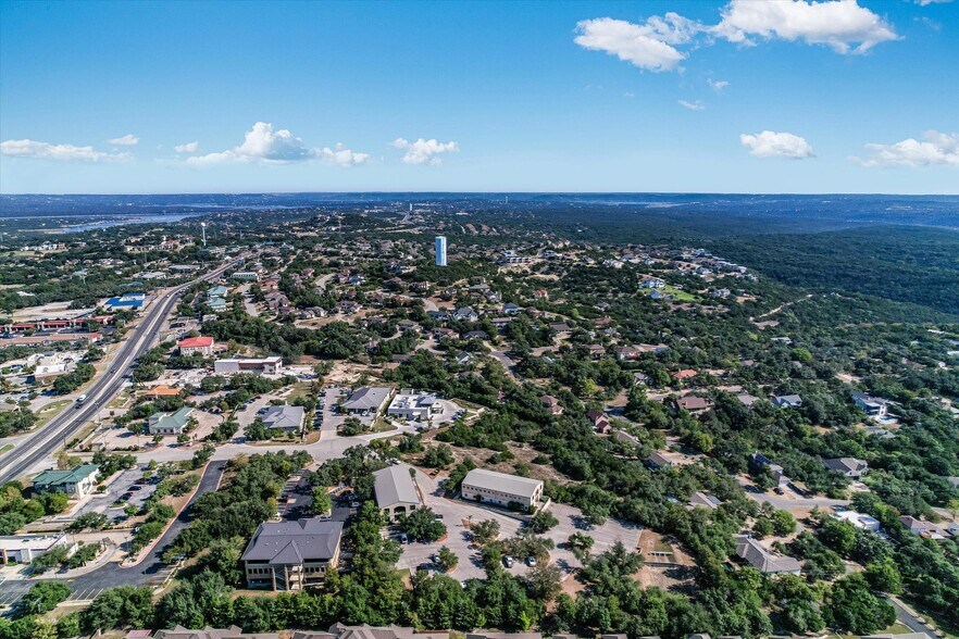 More Photos Of 7 Lakeway Centre Ct N, Lakeway Unknown For Lease