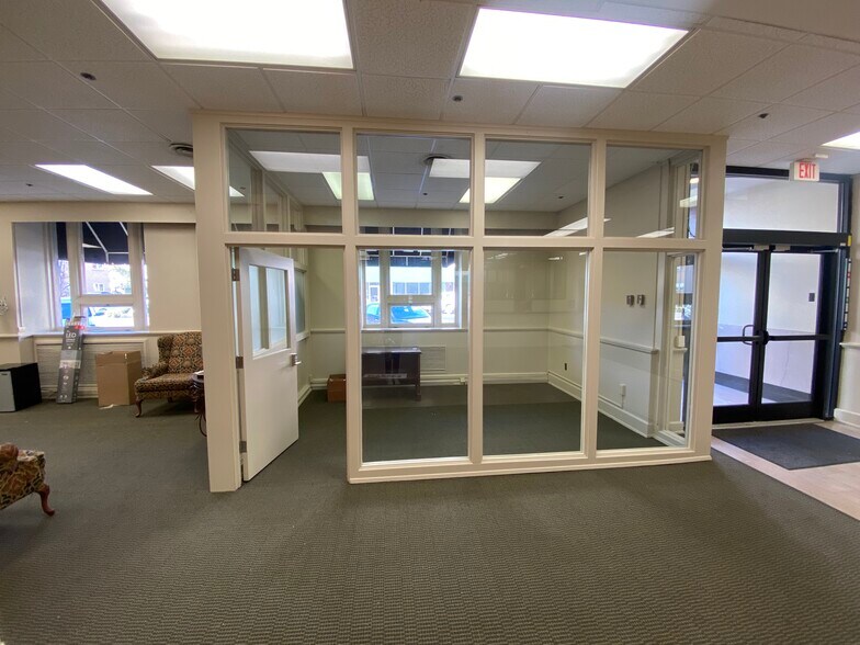 More Photos Of 118 N Liberty St, Jackson Coworking Space