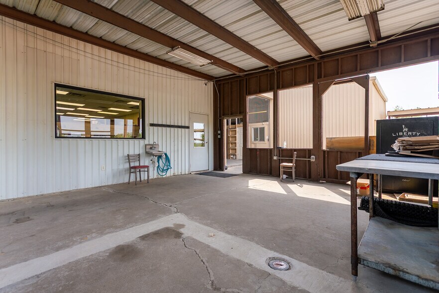 More Photos Of 125 W Highway 171, Godley Freestanding For Sale