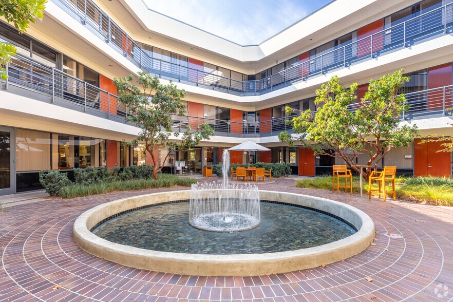 More Photos Of 12520 High Bluff Dr, San Diego Office For Lease