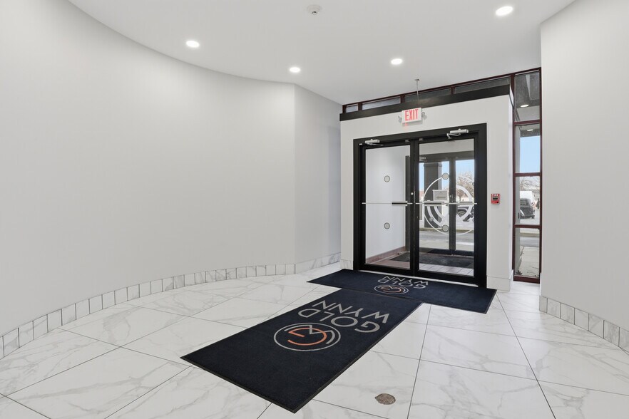 More Photos Of 11 Summer St, Buffalo Medical For Lease