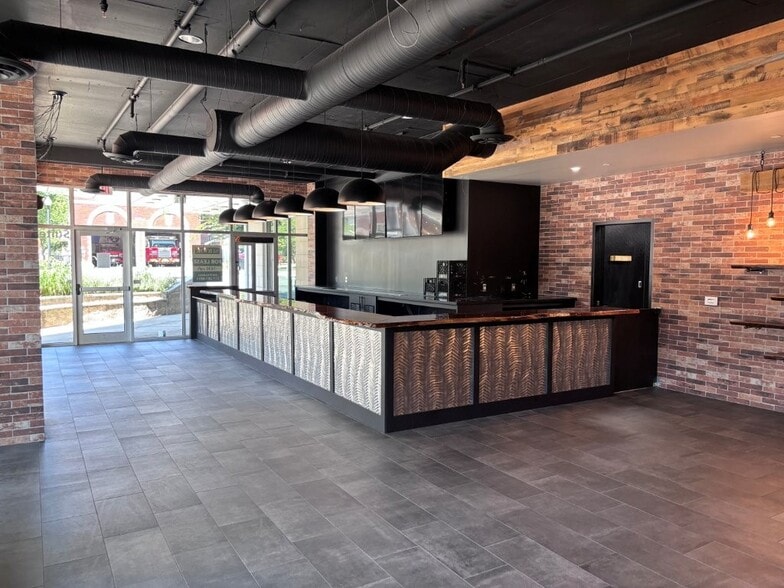 More Photos Of 302 Vine St, West Lafayette Apartments For Lease