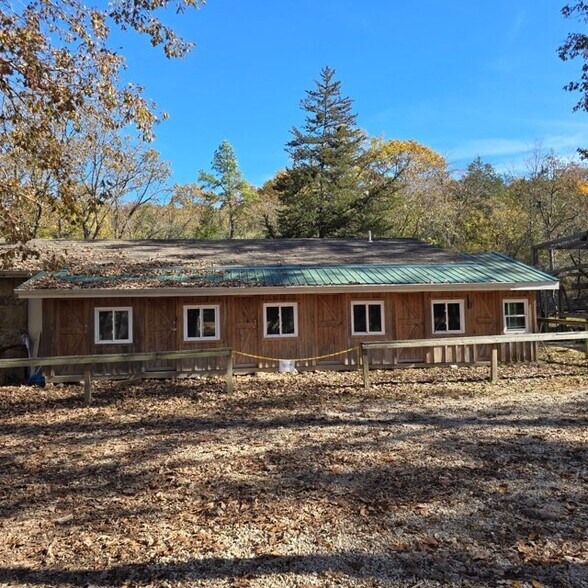 More Photos Of 11698 US Highway 60, Van Buren Land For Sale