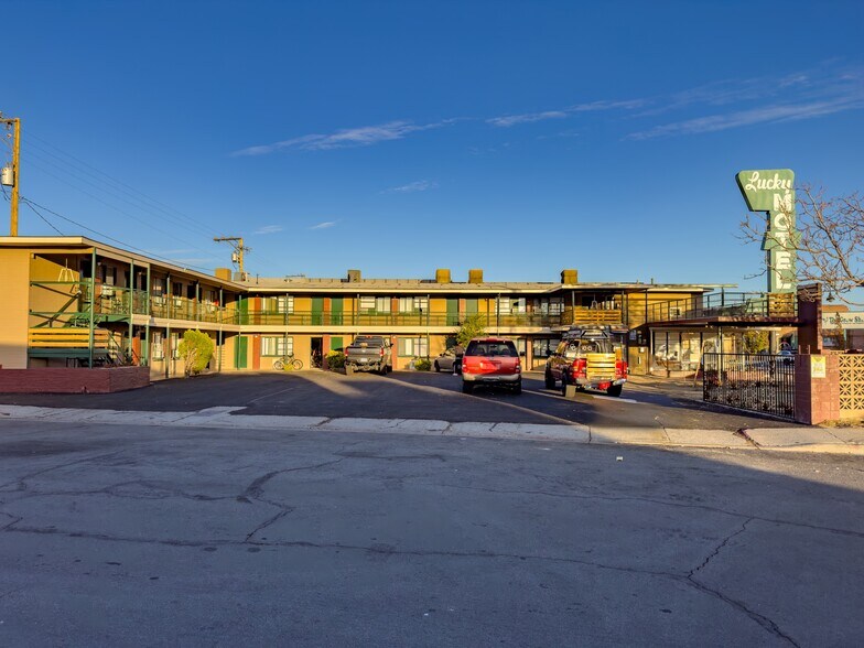 More Photos Of 1011 E 4th St, Reno Hotel For Sale