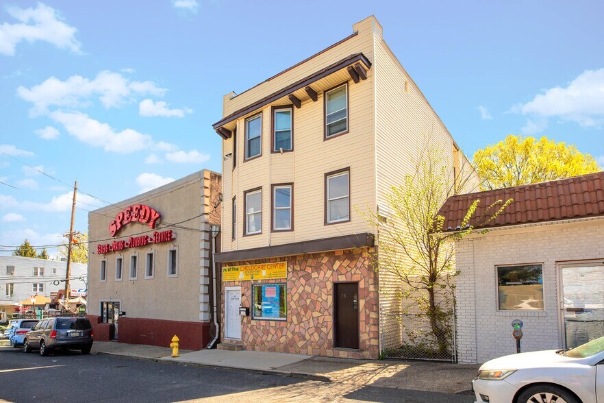 More Photos Of 23 Orange St, Bloomfield Apartments For Sale