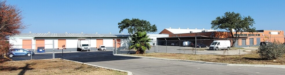 More Photos Of 10511 Wetmore Rd, San Antonio Manufacturing For Lease