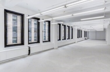 More Photos Of 64 W 48th St, New York Office For Lease