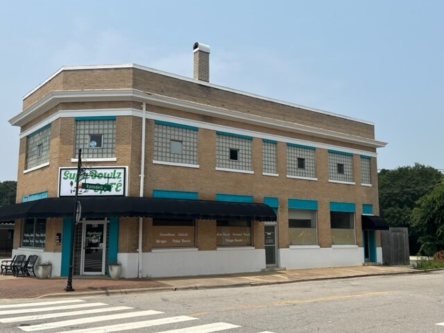 More Photos Of 411 E Broad St, Fuquay Varina Storefront Retail Office For Lease