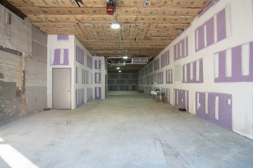 More Photos Of 51 Washington Ave, Brooklyn Storefront Retail Office For Lease