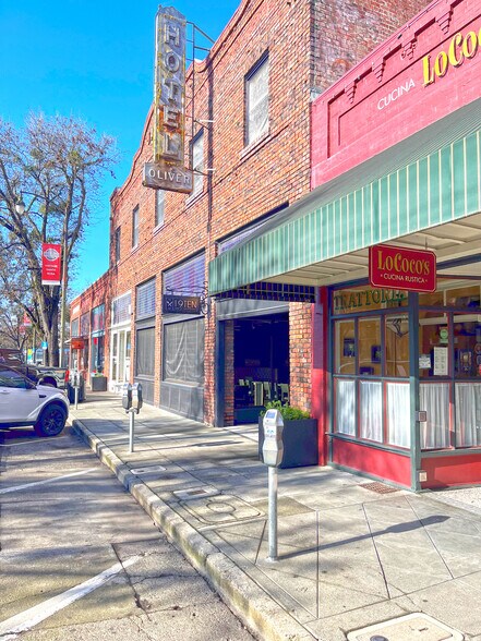 Primary Photo Of 111-115 4th St, Santa Rosa Storefront For Lease