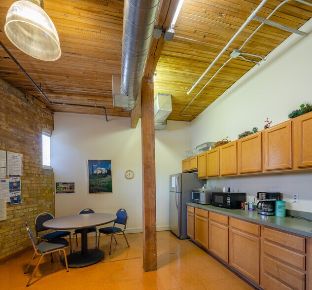 More Photos Of 205 N 400 W, Salt Lake City Office For Lease