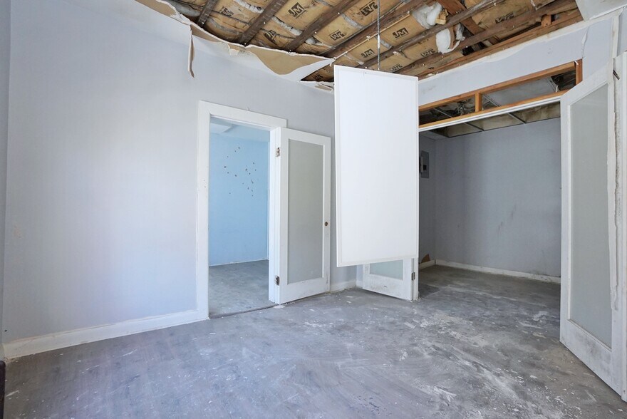 More Photos Of 1227 60th St, Brooklyn Warehouse For Sale