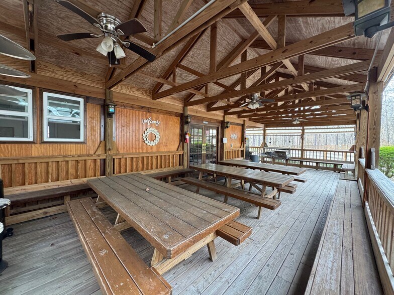 More Photos Of 3430 Land Rd, Alpharetta Religious Facility For Sale