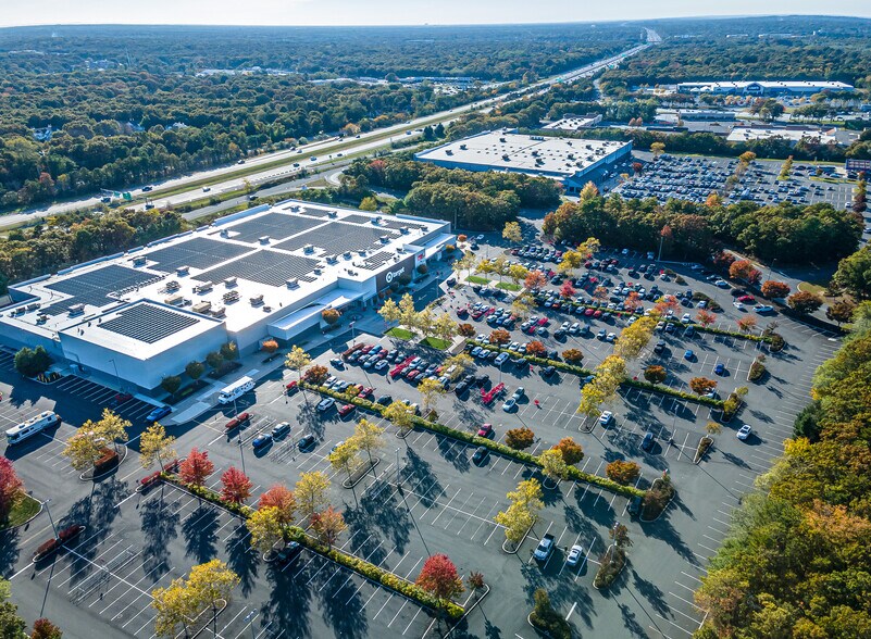 More Photos Of 2975 Horseblock Rd, Medford Freestanding For Sale