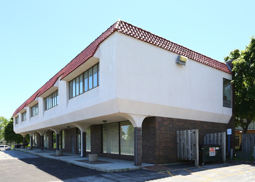 More Photos Of 16 E Schaumburg Rd, Schaumburg Office For Sale
