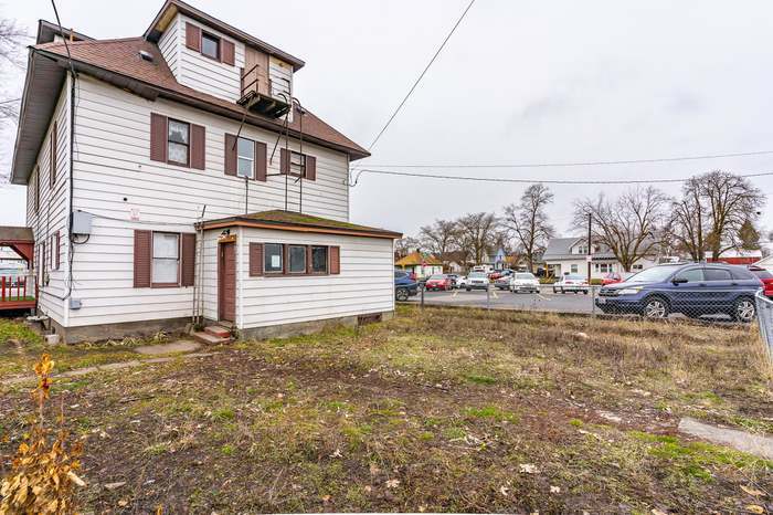 More Photos Of 3011 E Queen Ave, Spokane Apartments For Sale