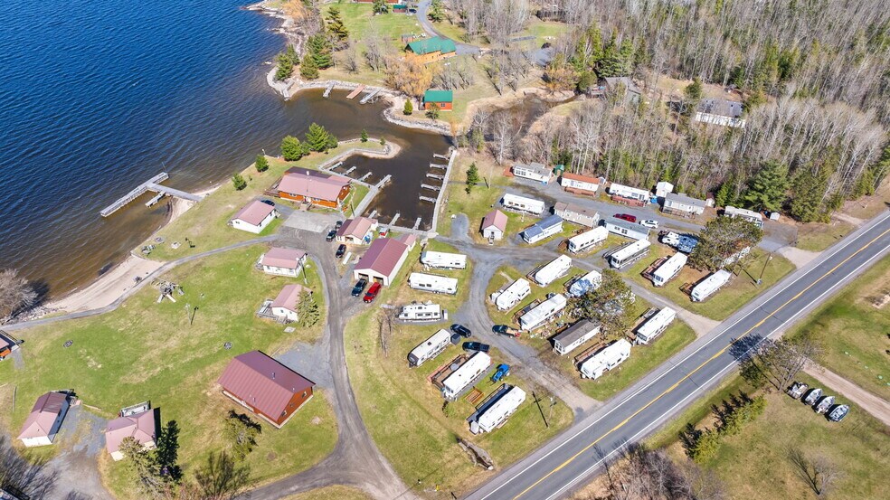 More Photos Of 9978 Gappa Rd, Kabetogama Hotel For Sale