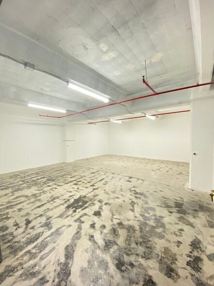More Photos Of 901 E 31st St, Los Angeles Manufacturing For Lease