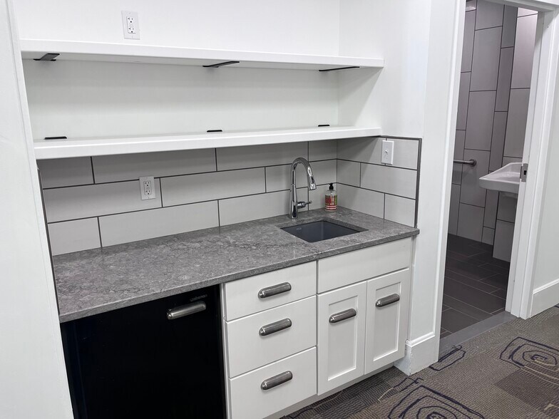 More Photos Of 239 Haywood St, Asheville Office For Lease