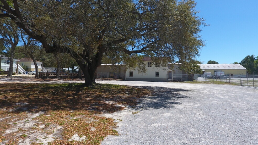 More Photos Of 733 Mulberry Ave, Panama City Unknown For Lease
