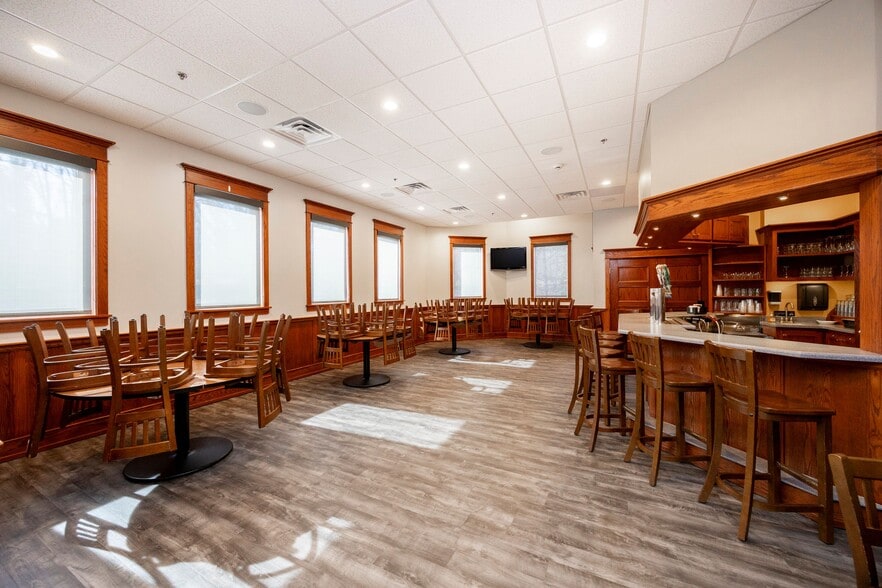 More Photos Of 1703 Pottstown Pike, Pottstown Restaurant For Sale