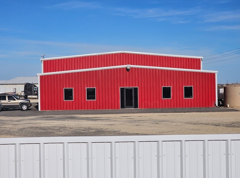 More Photos Of 1850 N FM 866, Odessa Warehouse For Sale