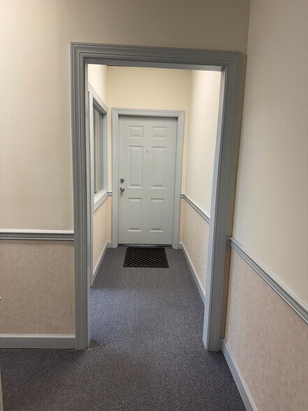 More Photos Of 508 N Commerce Ave, Front Royal Bank For Sale