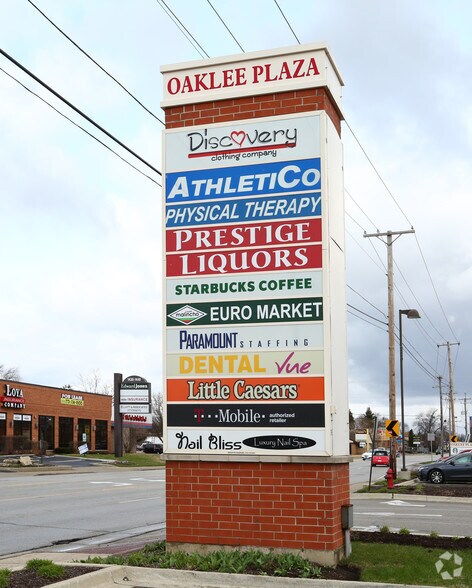 More Photos Of 1427-1485 Lee St, Des Plaines Unknown For Lease