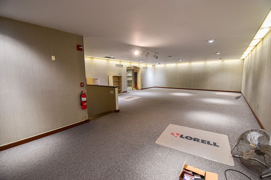 More Photos Of , Tuscaloosa Unknown For Sale