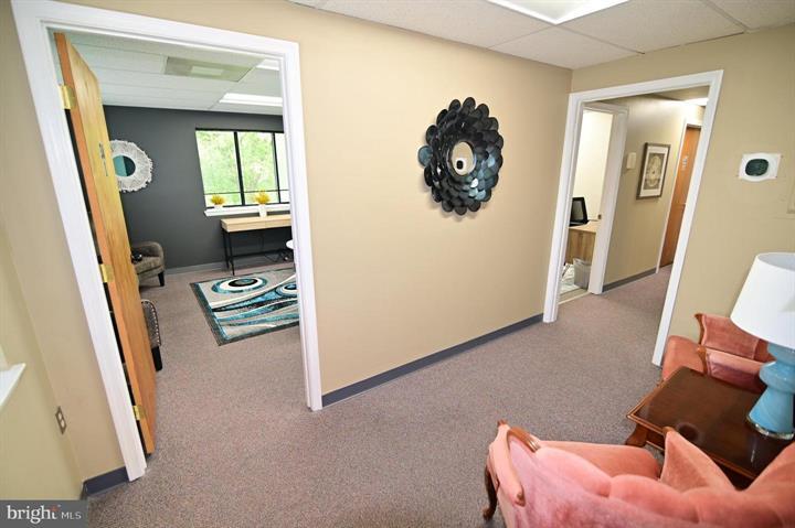 More Photos Of 605 Post Office Rd, Waldorf Medical For Sale