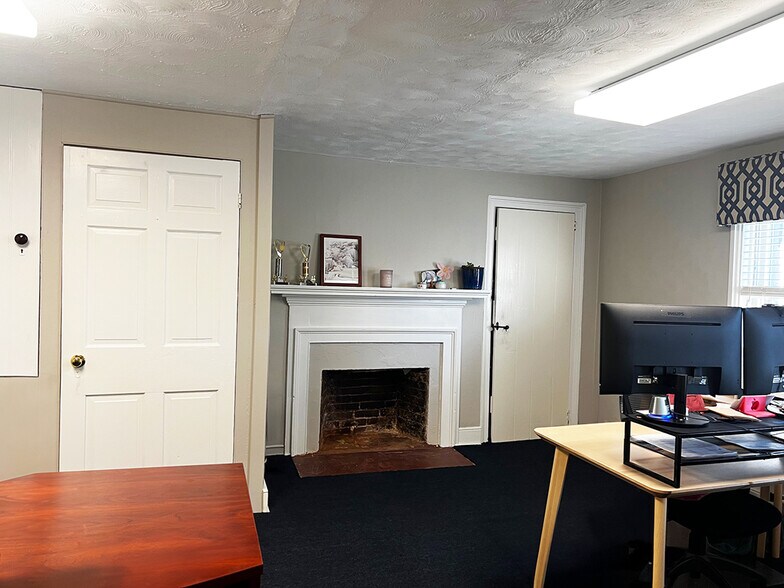 More Photos Of 1326 N King St, Wilmington Office For Lease