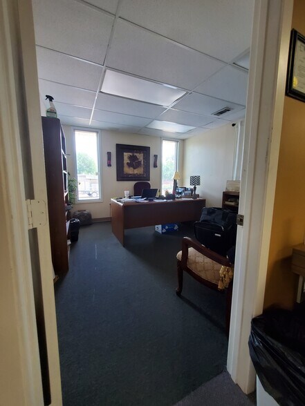 More Photos Of 1410 14th St, Huntsville Office Residential For Sale