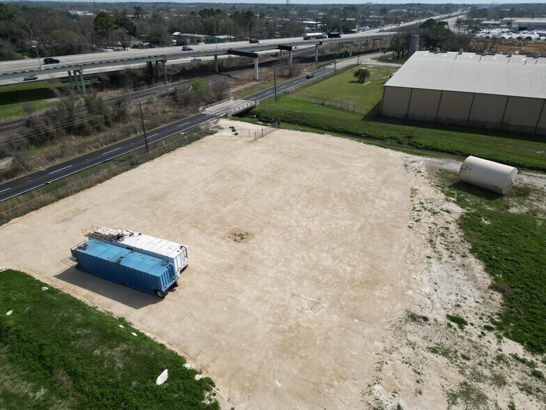 More Photos Of 13911 W Hardy Rd, Houston Land For Sale