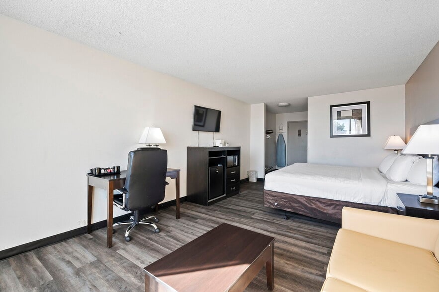 More Photos Of , Pueblo Hospitality For Sale