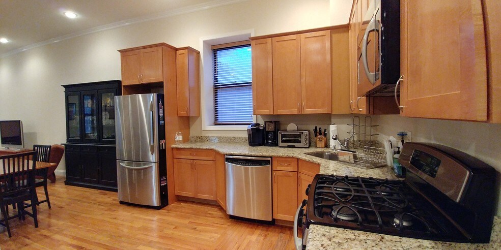 More Photos Of 245 Eldridge St, New York Apartments For Lease