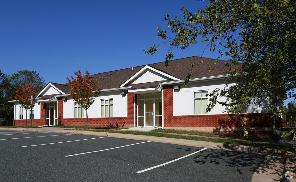 More Photos Of 20 PGA Dr, Stafford Office For Lease