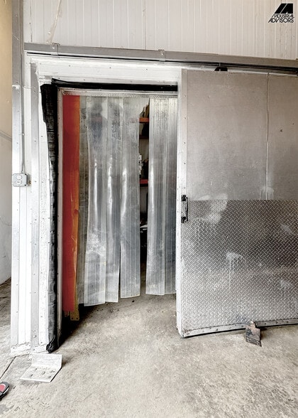 More Photos Of 4960 NW 165th St, Miami Warehouse For Sale