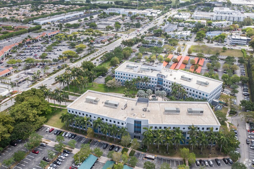 More Photos Of 9850 NW 41st St, Doral Office For Lease