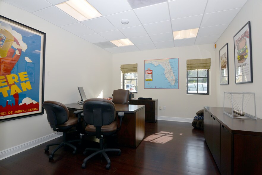 More Photos Of 133 Sevilla Ave, Coral Gables Medical For Lease